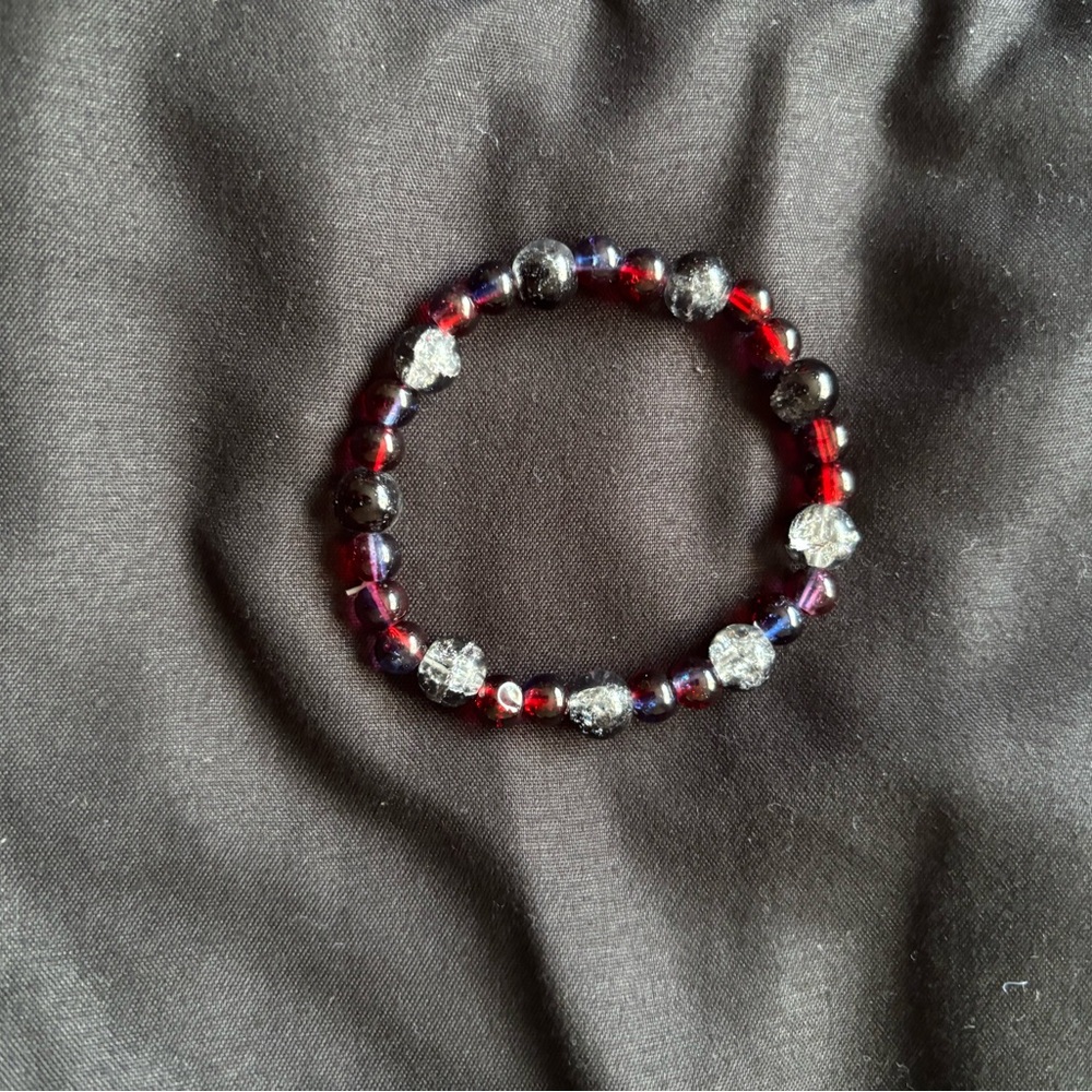 Elegant Red and Silver Beaded Bracelet